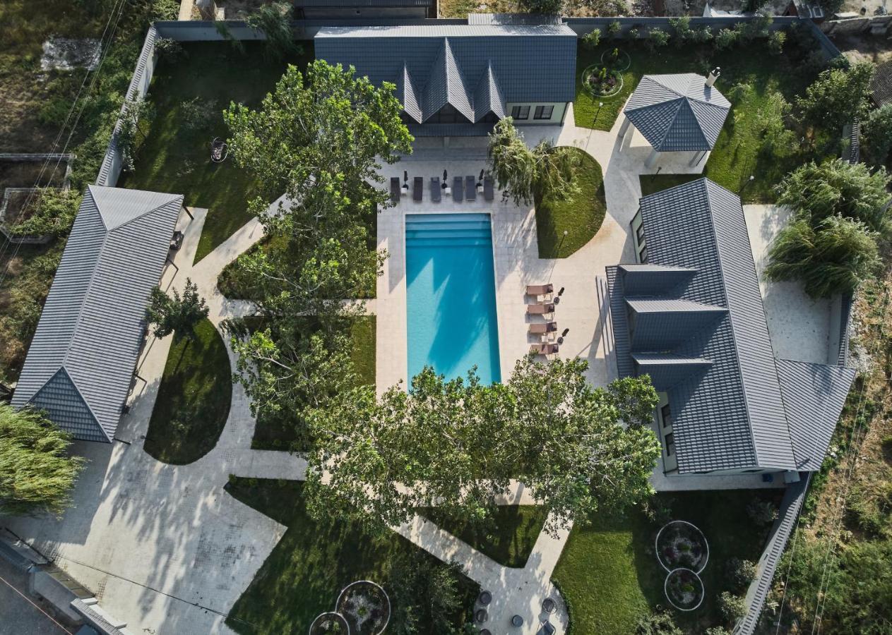 Muqtedir Lazy Seal Holiday Cottages Nabran מראה חיצוני תמונה