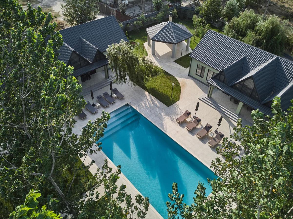 Muqtedir Lazy Seal Holiday Cottages Nabran מראה חיצוני תמונה