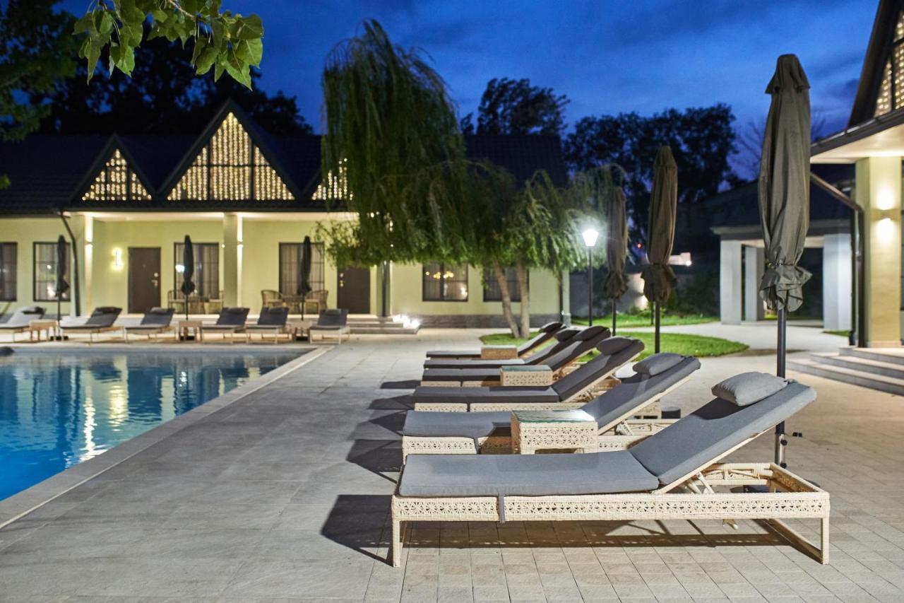 Muqtedir Lazy Seal Holiday Cottages Nabran מראה חיצוני תמונה